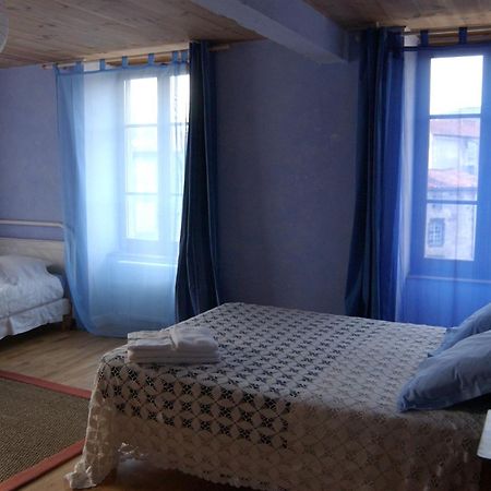 La Maison Des Archers Saint-Saturnin  Esterno foto